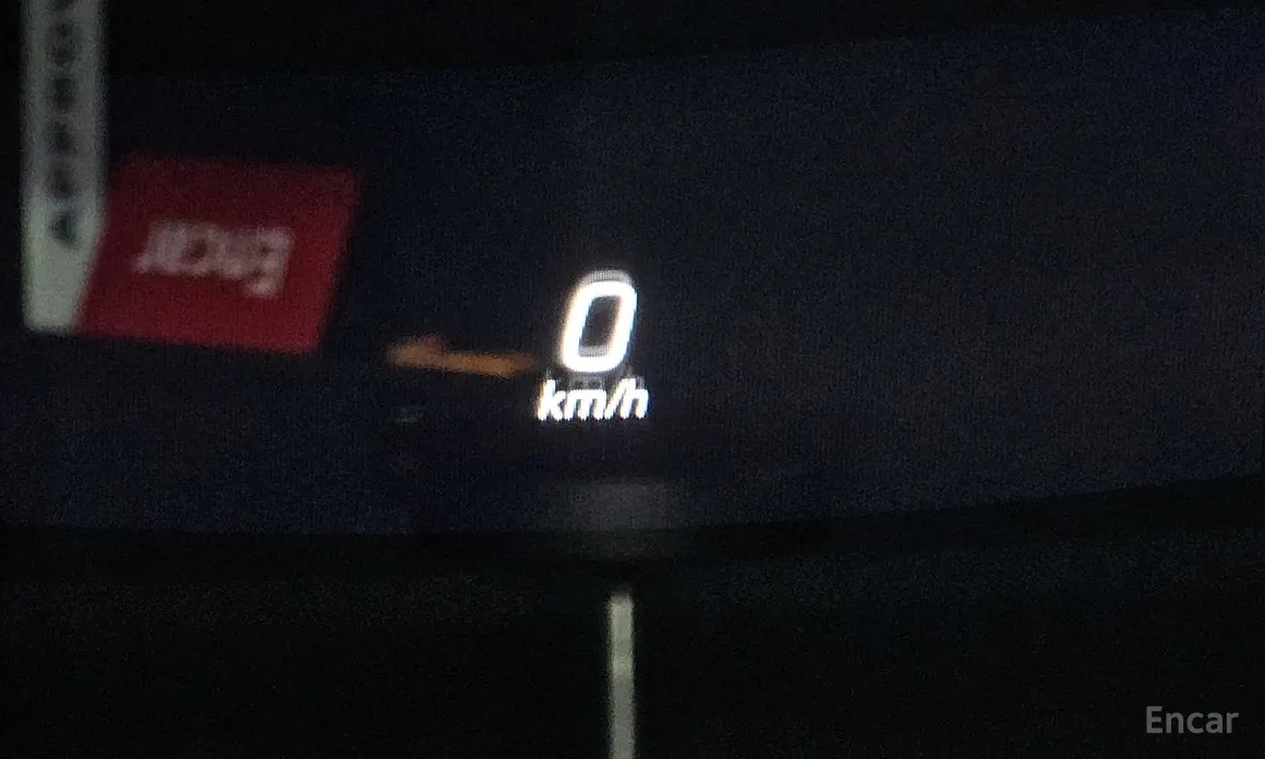 Фото 19 - Mercedes-Benz AMG GT