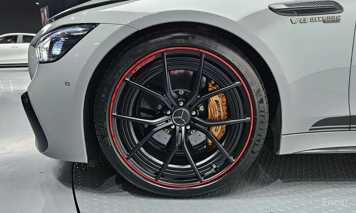 Фото 5 - Mercedes-Benz AMG GT