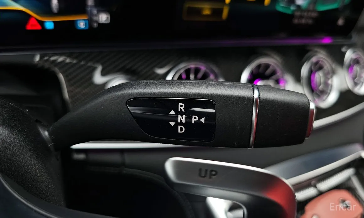 Фото 9 - Mercedes-Benz AMG GT