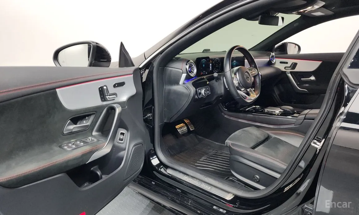 Фото 10 - Mercedes-Benz CLA-Class