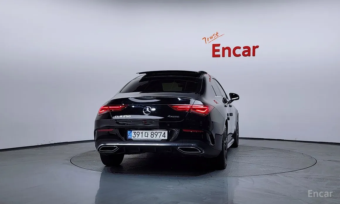 Фото 4 - Mercedes-Benz CLA-Class