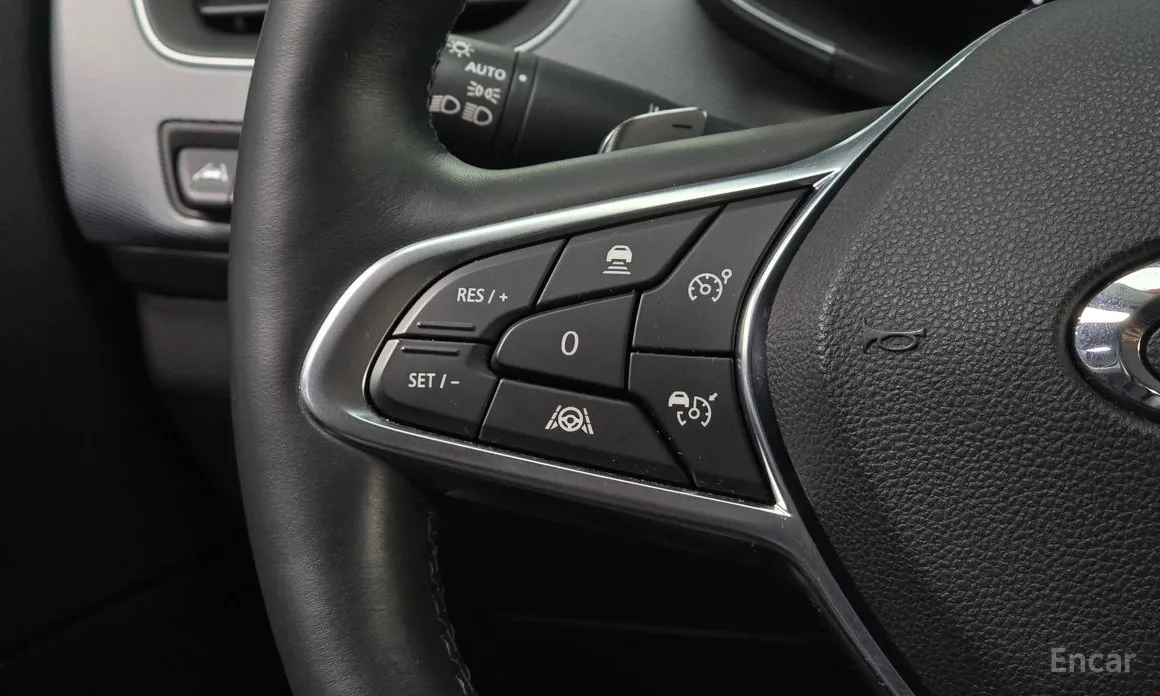 Фото 17 - Renault XM3