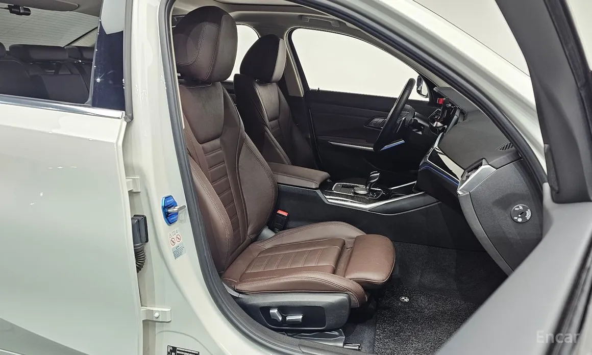 Фото 10 - BMW 3 Series