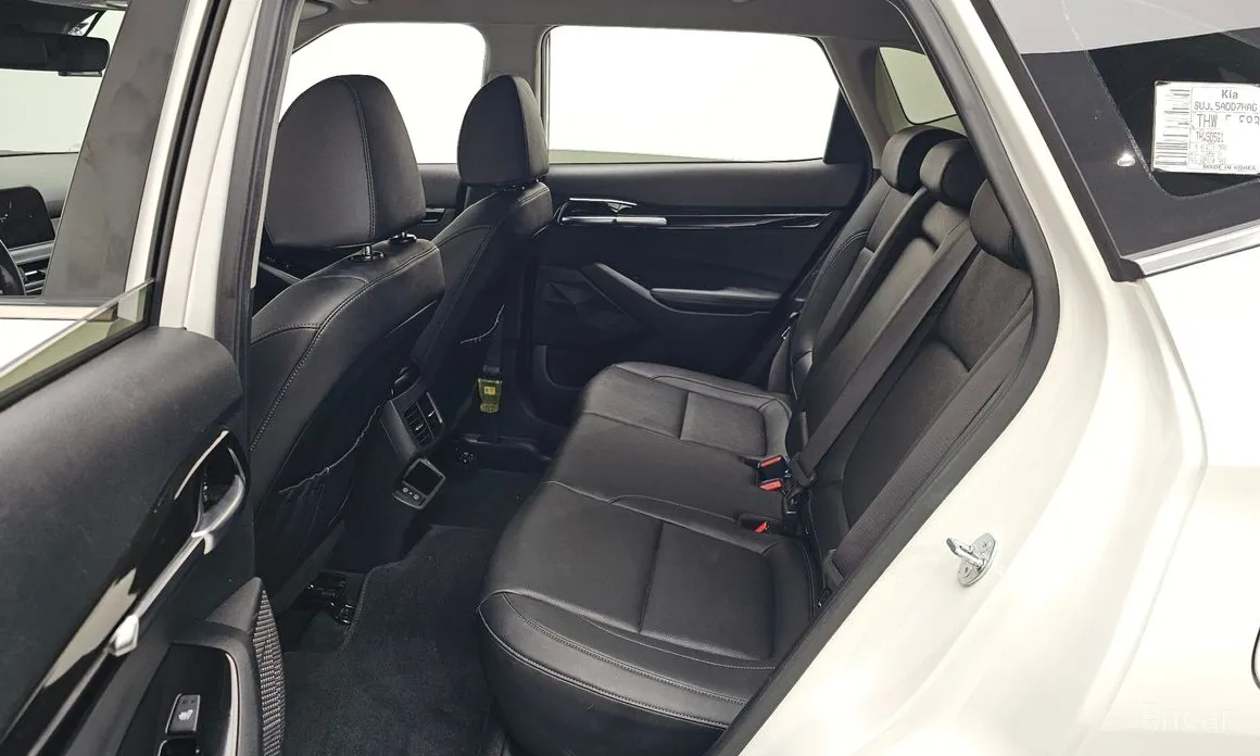 Фото 12 - Kia Seltos