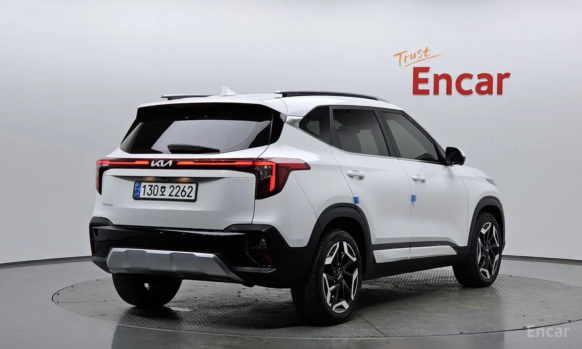 Фото 2 - Kia Seltos