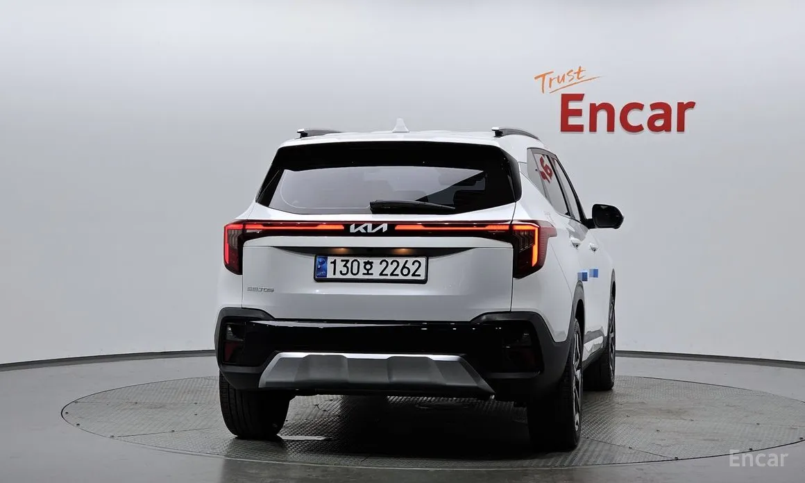 Фото 4 - Kia Seltos