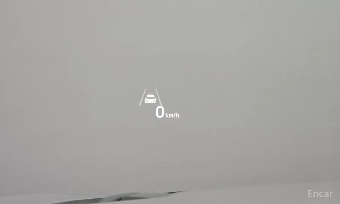 Фото 17 - Kia Stinger