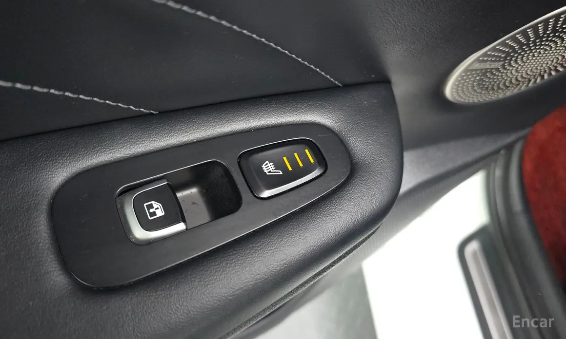 Фото 19 - Kia Stinger