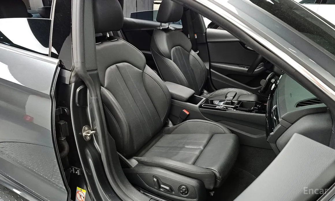 Фото 10 - Audi A5