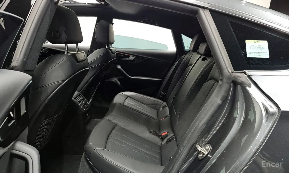 Фото 12 - Audi A5