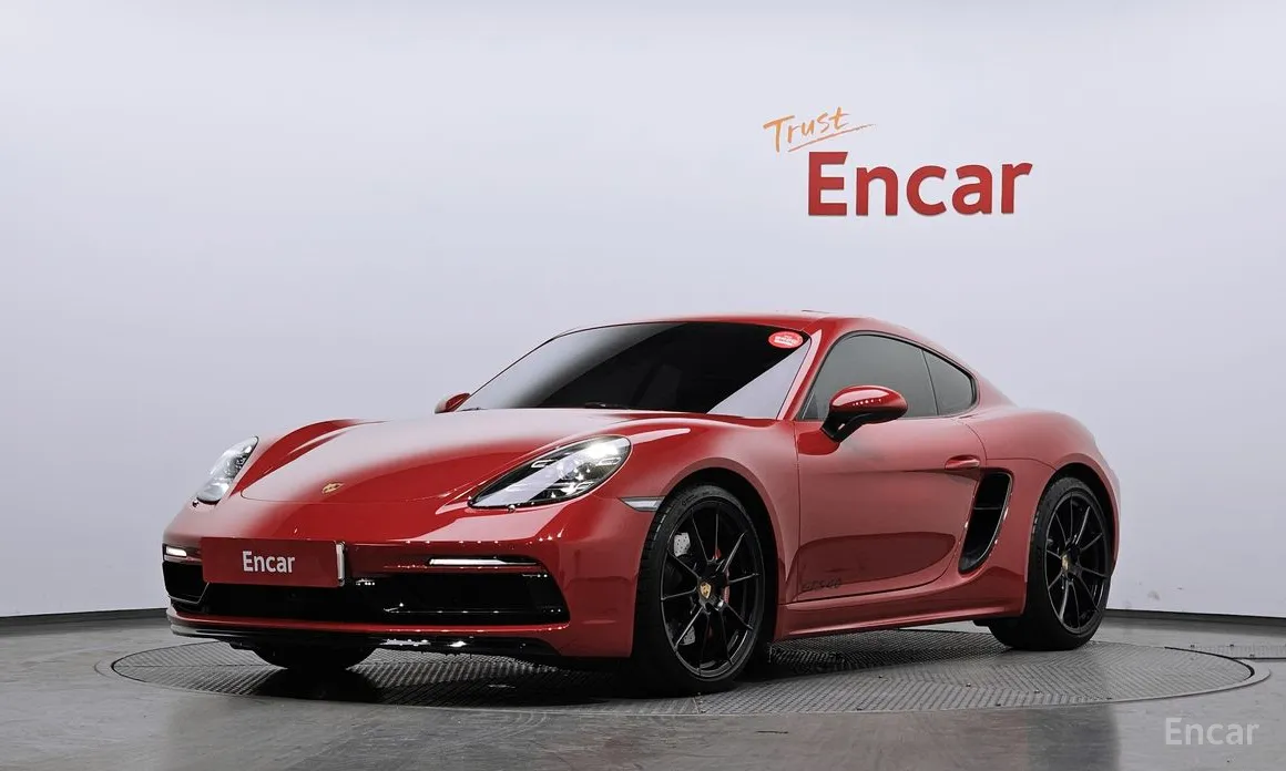 Фото 1 - Porsche 718