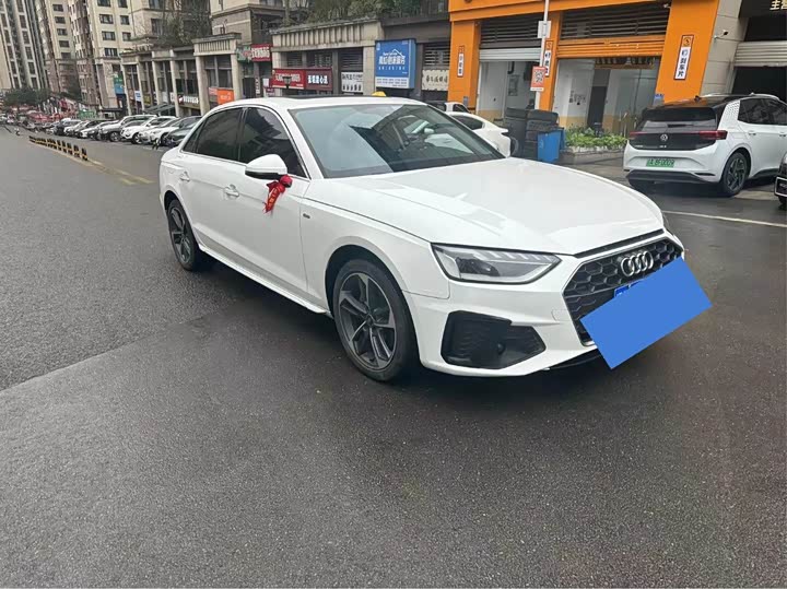 Фото 3 - Audi A4L