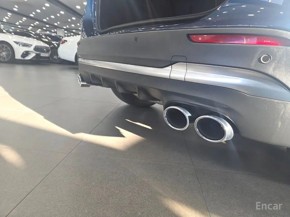 Фото 11 - Mercedes-Benz GLA-Class