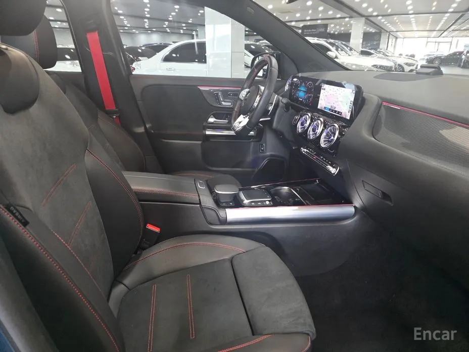 Фото 18 - Mercedes-Benz GLA-Class