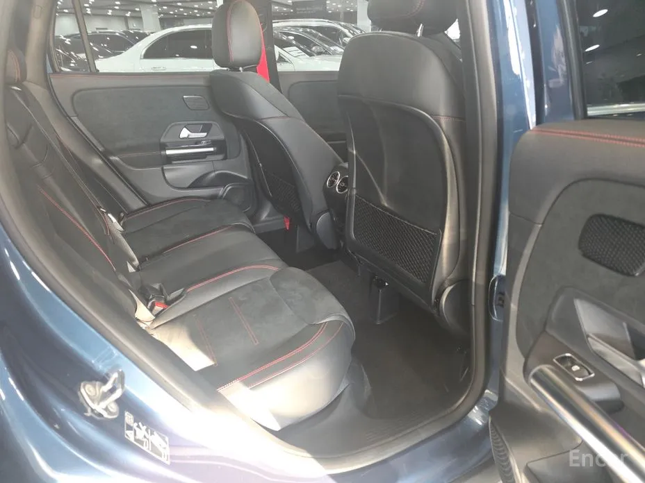 Фото 20 - Mercedes-Benz GLA-Class