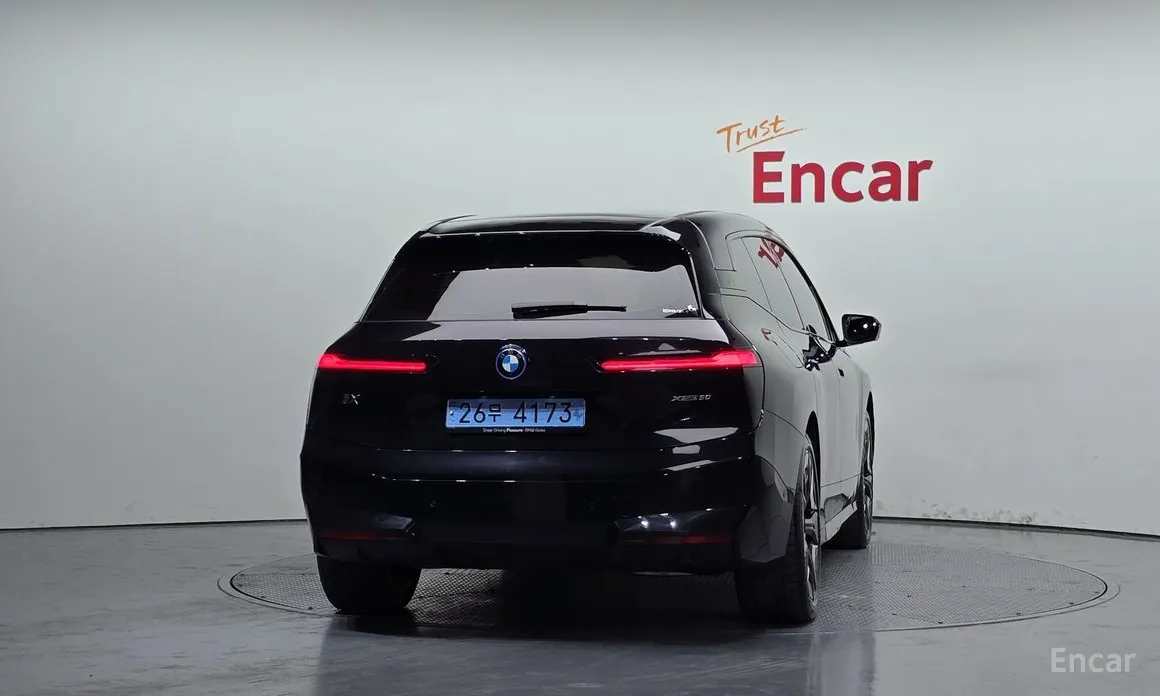 Фото 4 - BMW iX