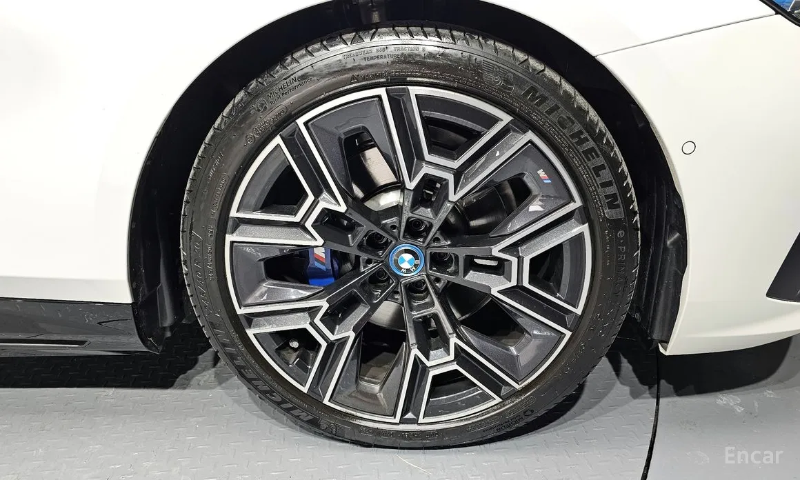 Фото 5 - BMW 5 Series