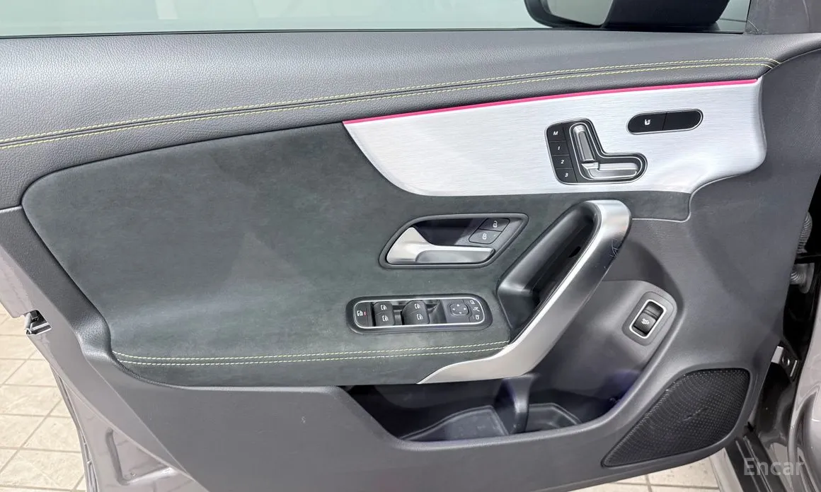 Фото 15 - Mercedes-Benz CLA-Class