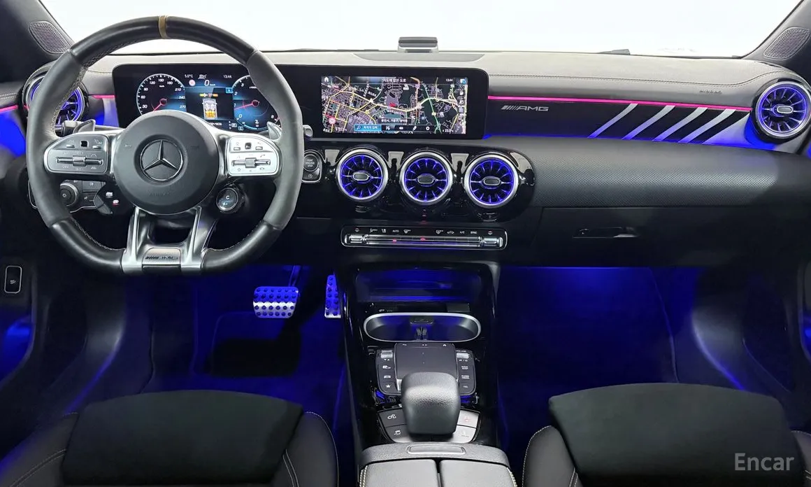 Фото 7 - Mercedes-Benz CLA-Class