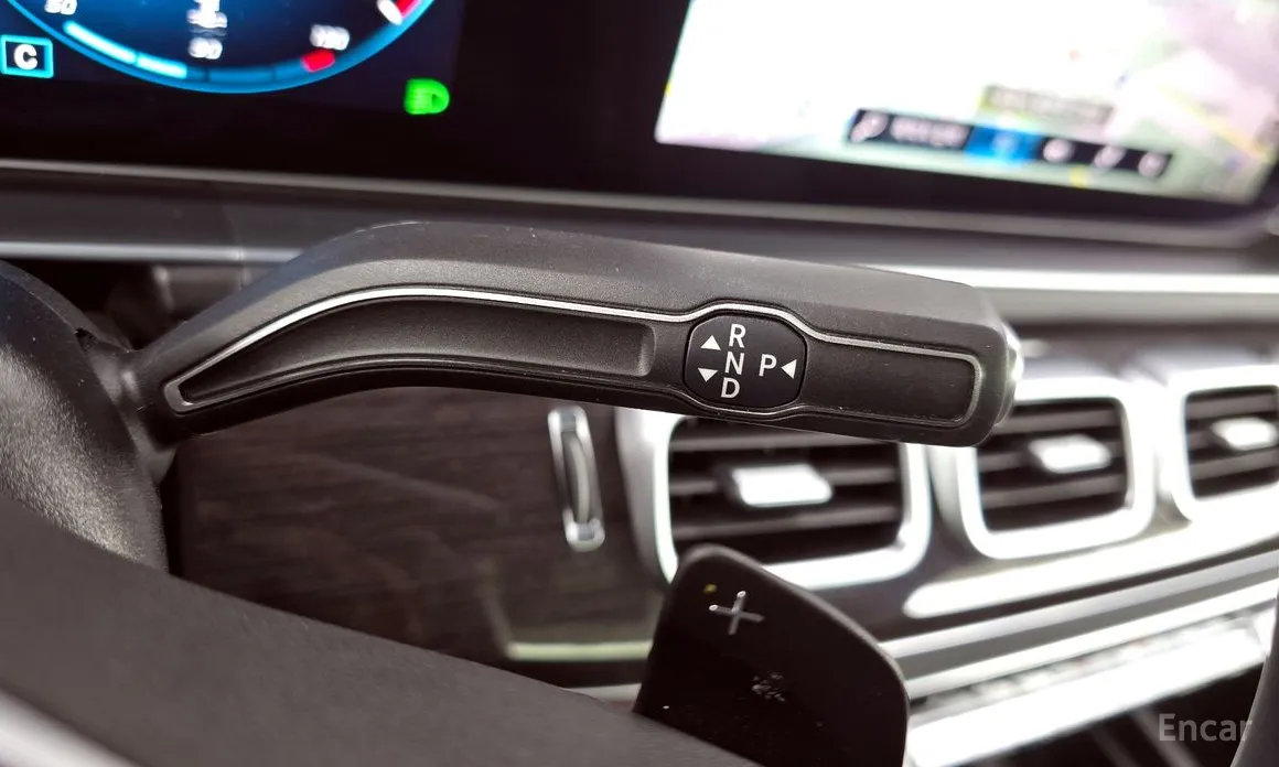 Фото 9 - Mercedes-Benz GLE-Class