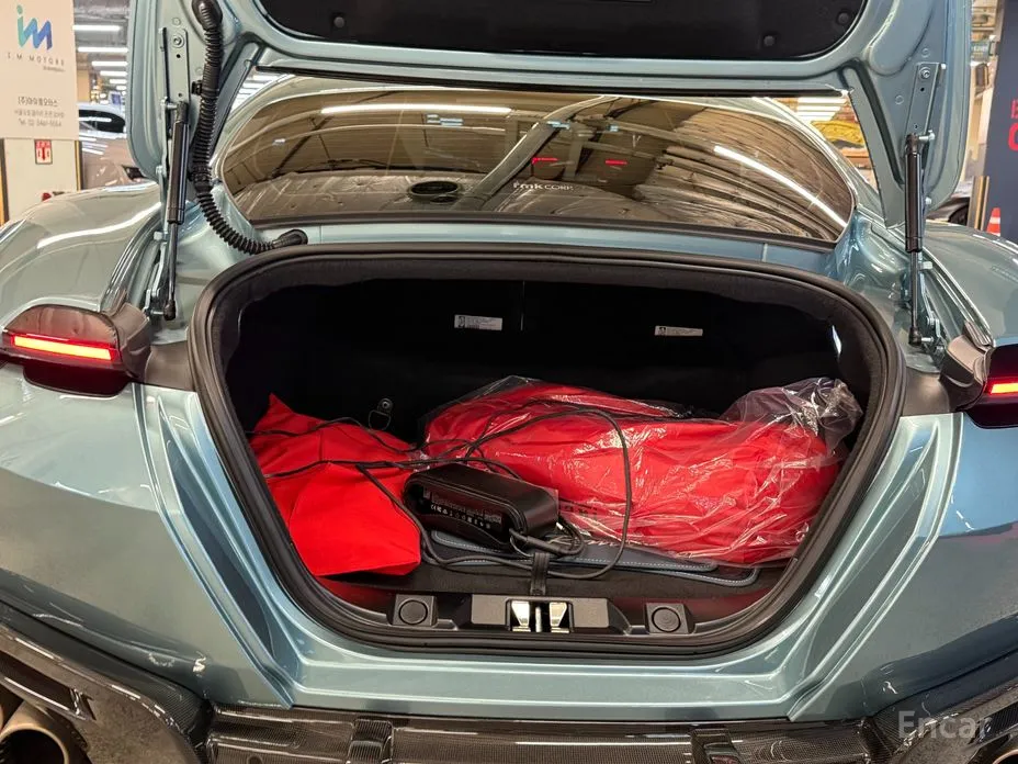 Фото 15 - Ferrari Roma