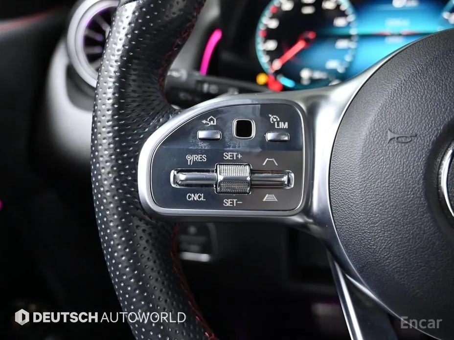 Фото 18 - Mercedes-Benz GLB-Class