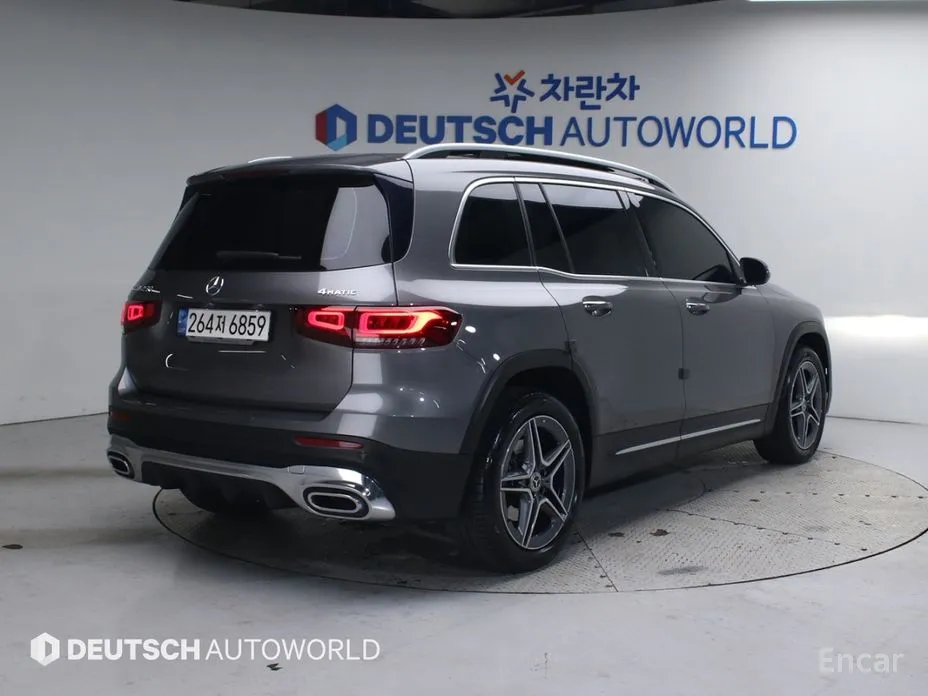 Фото 2 - Mercedes-Benz GLB-Class