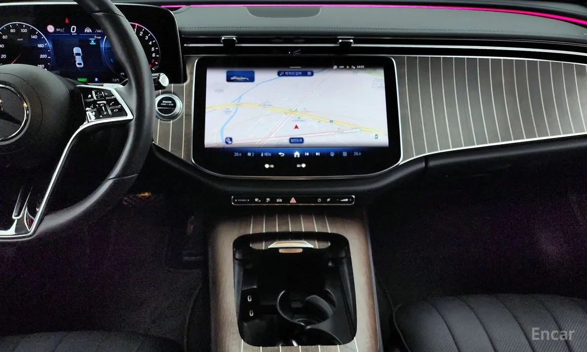 Фото 14 - Mercedes-Benz E-Class