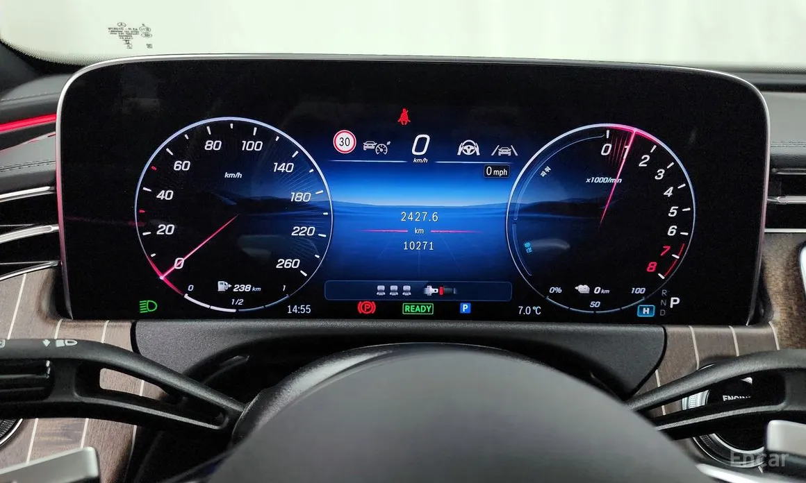 Фото 8 - Mercedes-Benz E-Class