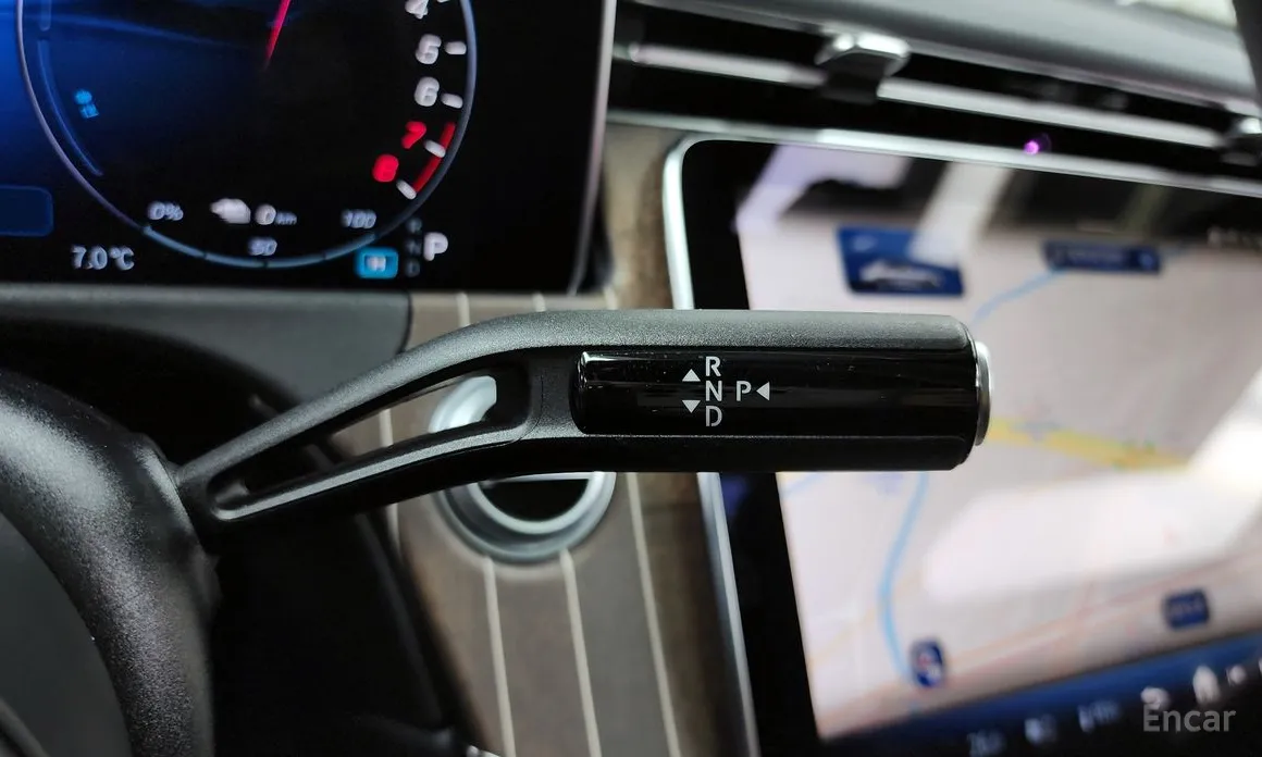 Фото 9 - Mercedes-Benz E-Class