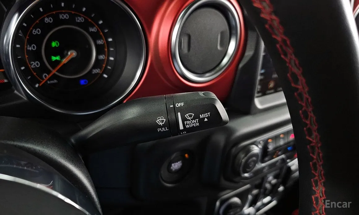 Фото 18 - Jeep Gladiator