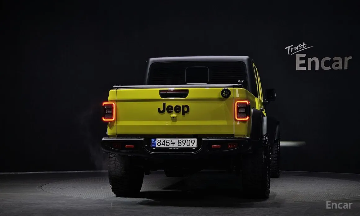 Фото 4 - Jeep Gladiator