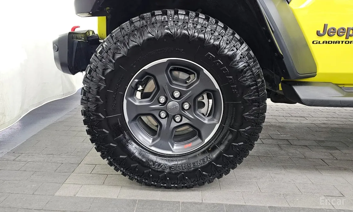 Фото 5 - Jeep Gladiator