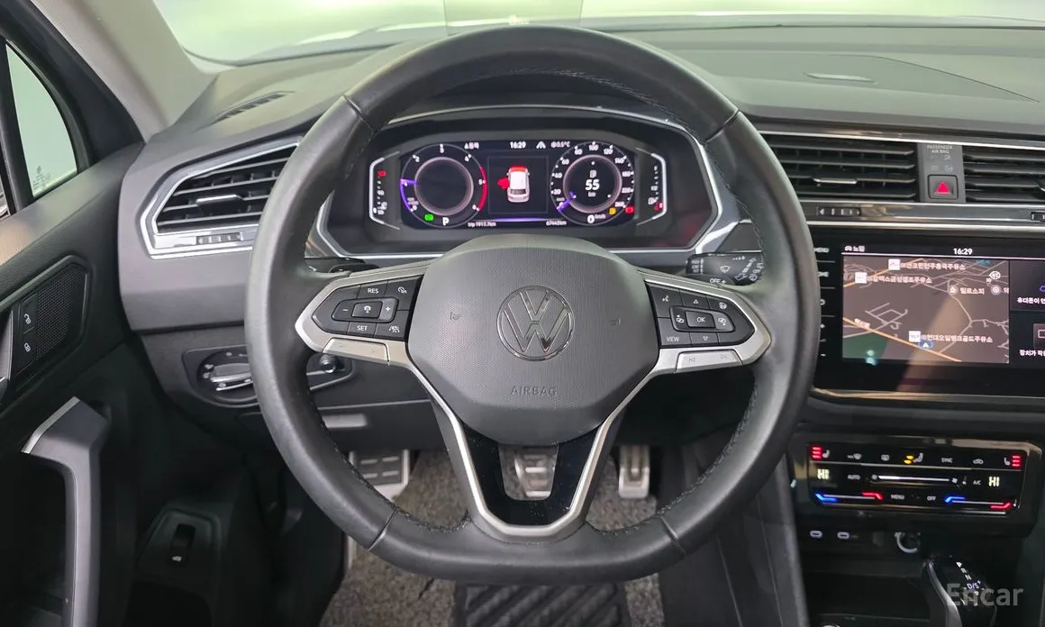 Фото 14 - Volkswagen Tiguan