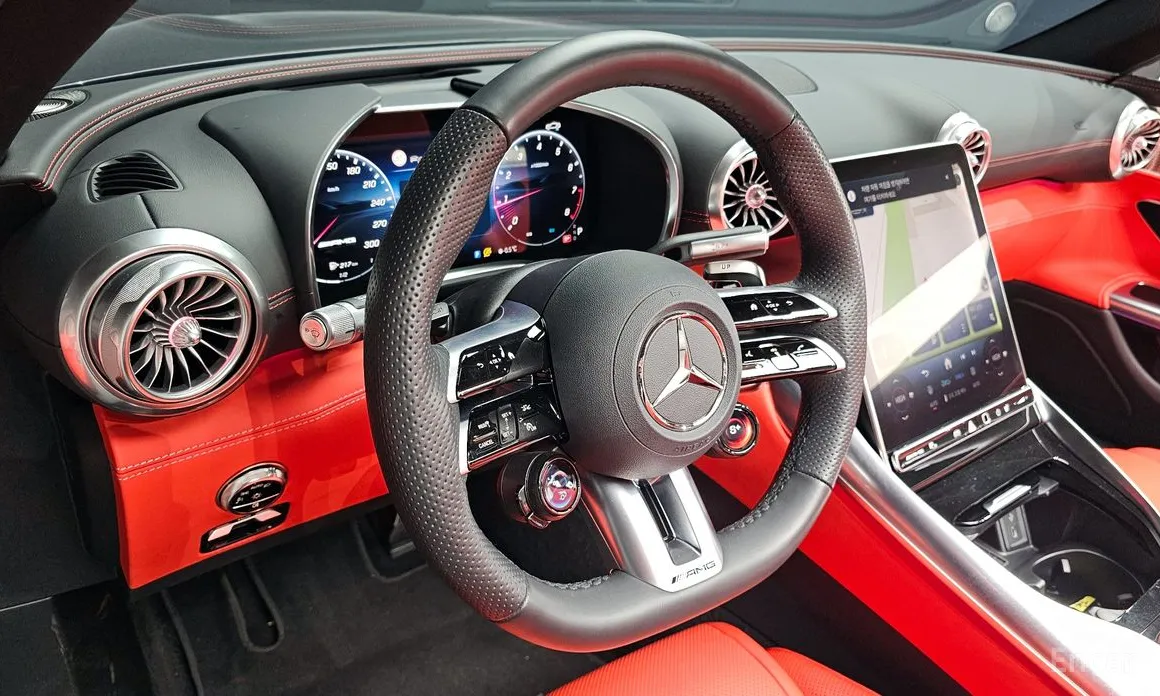 Фото 13 - Mercedes-Benz SL-Class