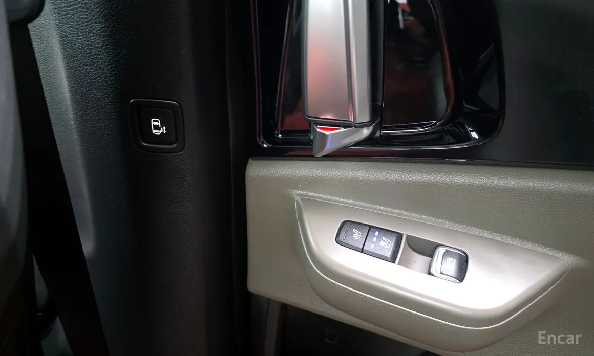 Фото 19 - Kia Carnival