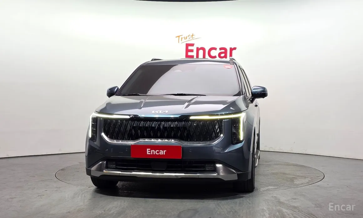 Фото 3 - Kia Carnival