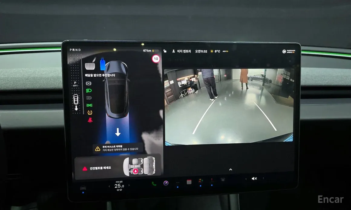 Фото 14 - Tesla Model 3