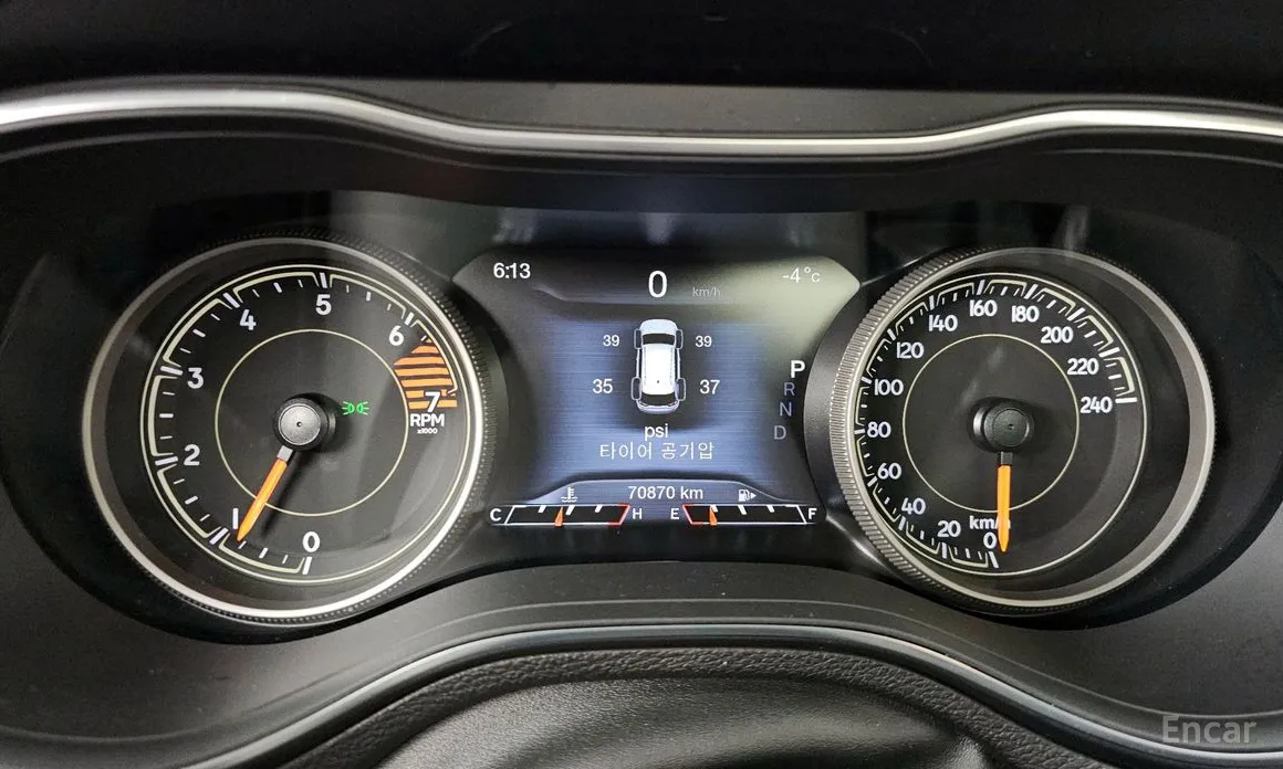 Фото 8 - Jeep Cherokee