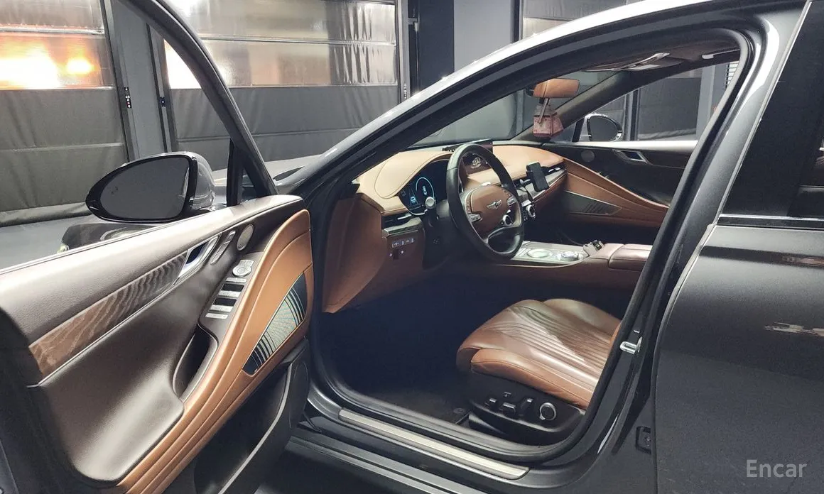 Фото 10 - Genesis G80