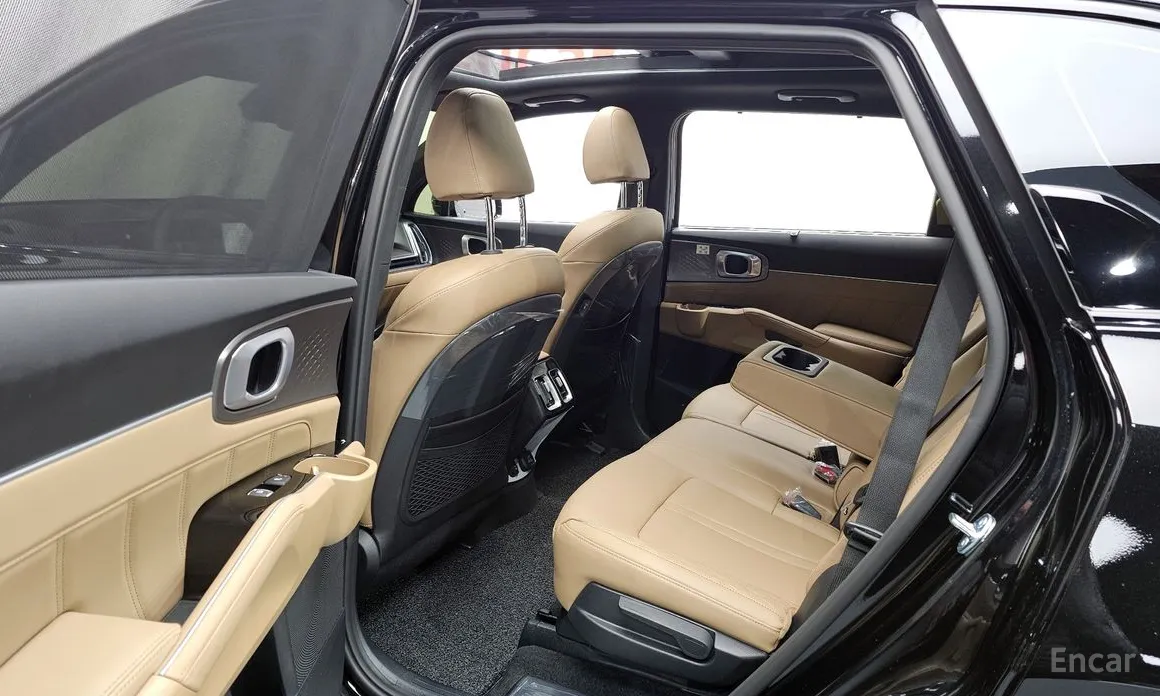 Фото 11 - Kia Sorento