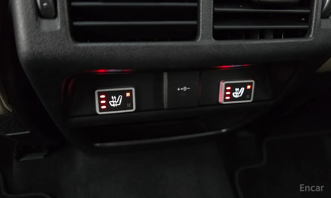 Фото 17 - Land Rover Discovery Sport