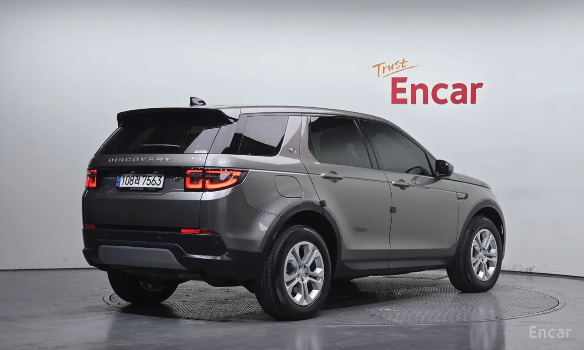 Фото 2 - Land Rover Discovery Sport