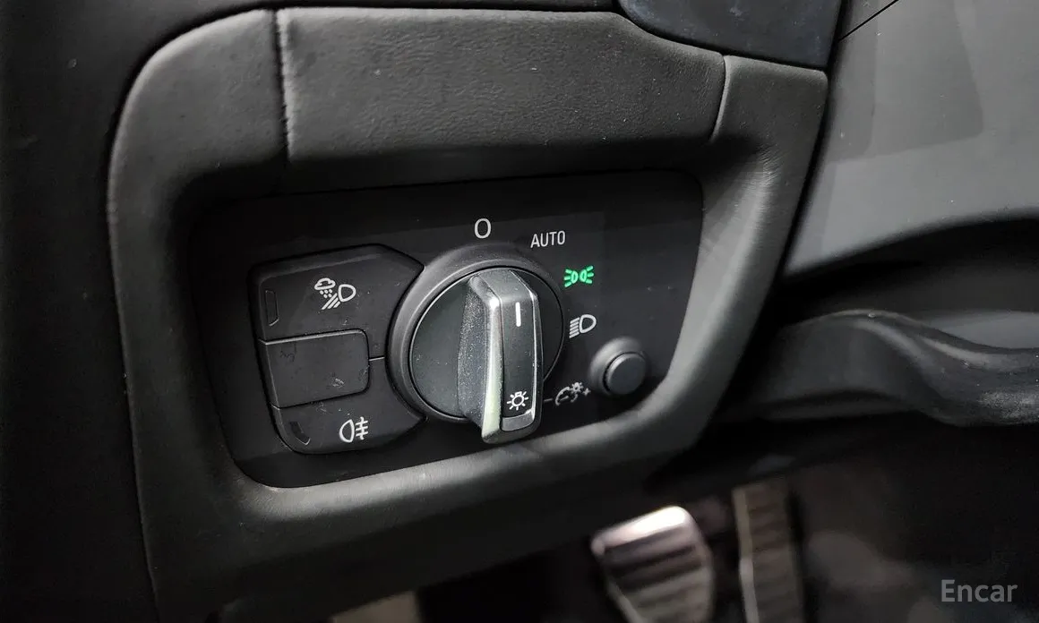 Фото 17 - Audi R8