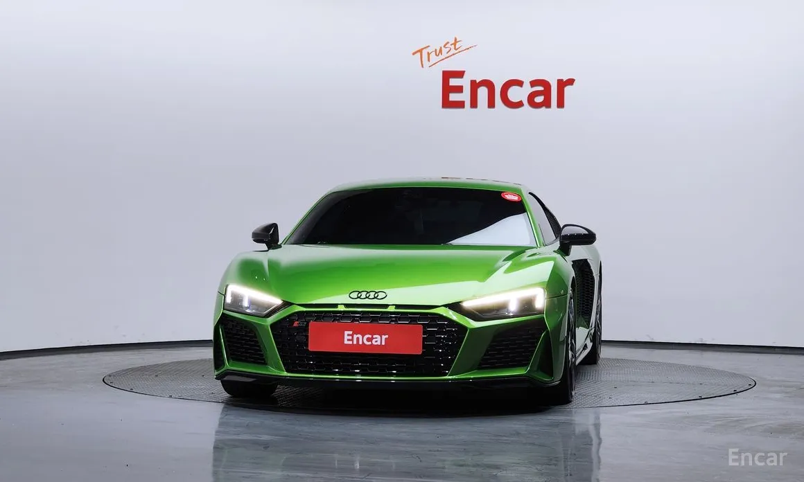 Фото 3 - Audi R8