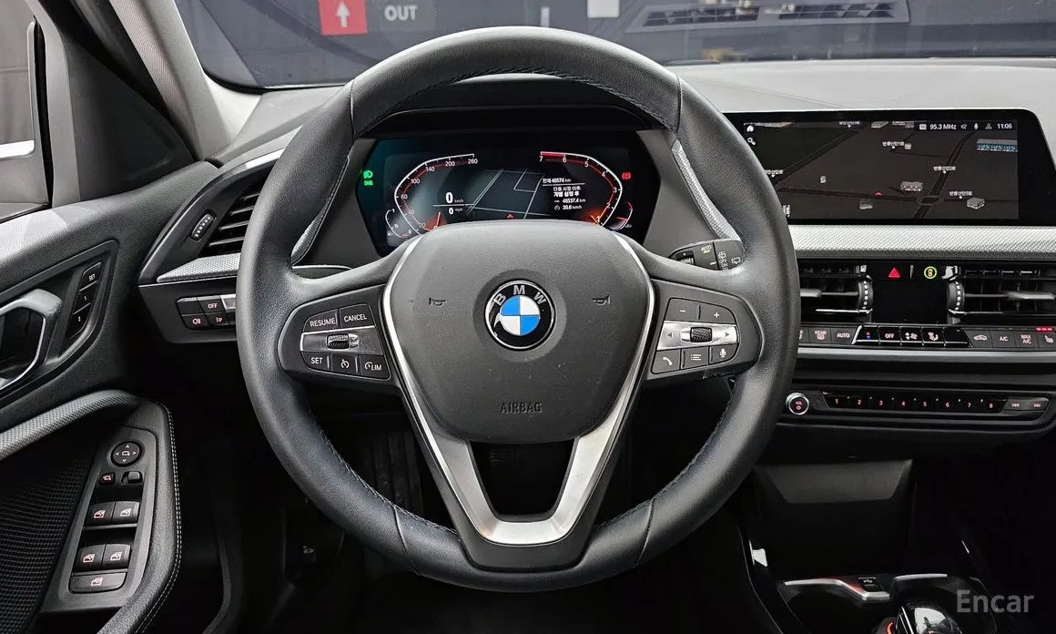 Фото 13 - BMW 1 Series