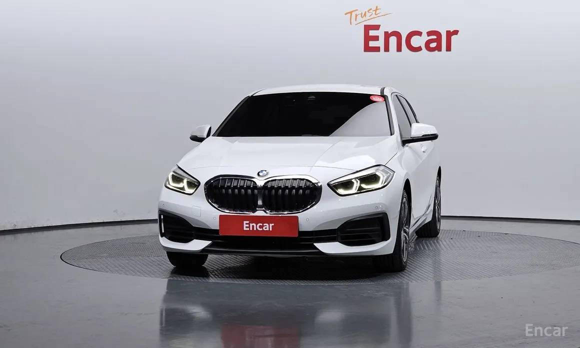 Фото 3 - BMW 1 Series