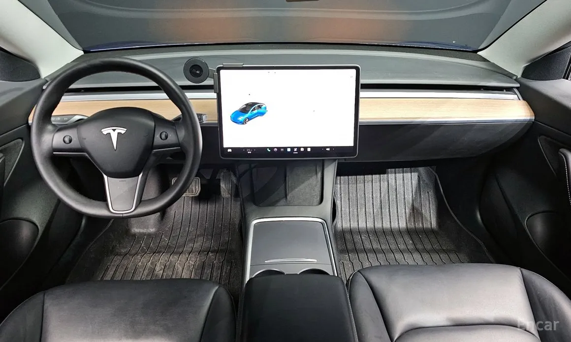 Фото 7 - Tesla Model 3