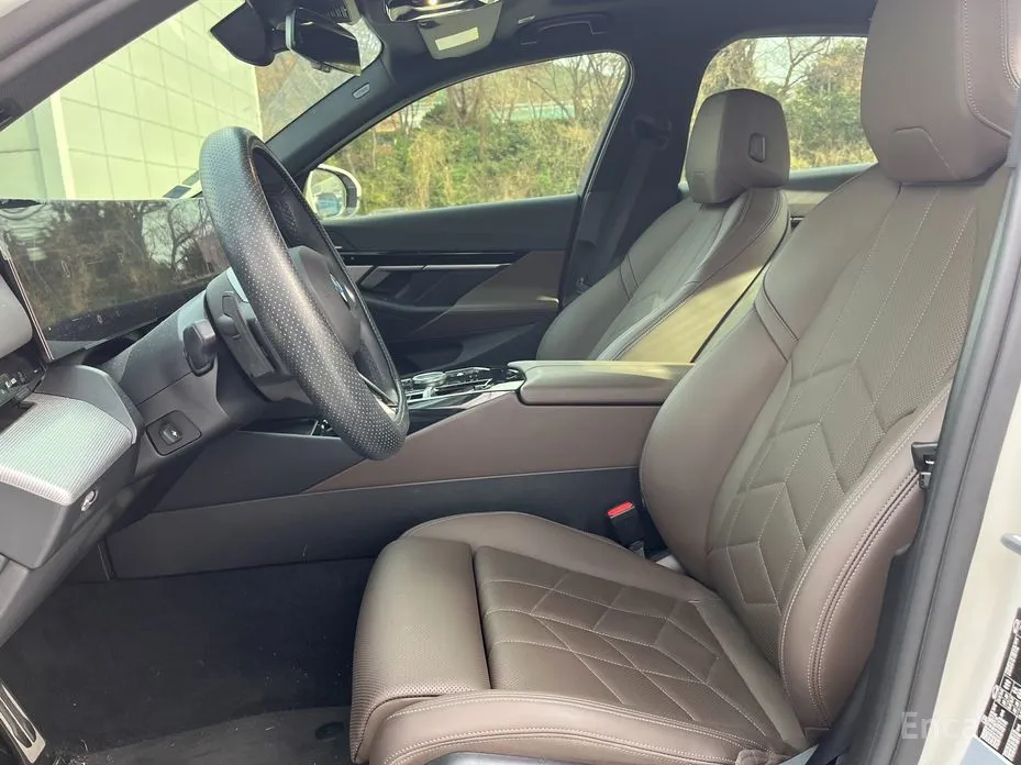 Фото 12 - BMW 5 Series