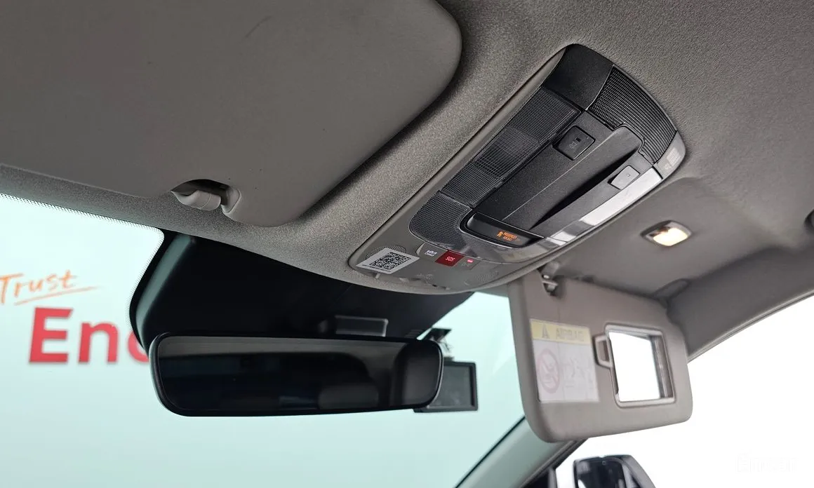 Фото 17 - Kia Niro